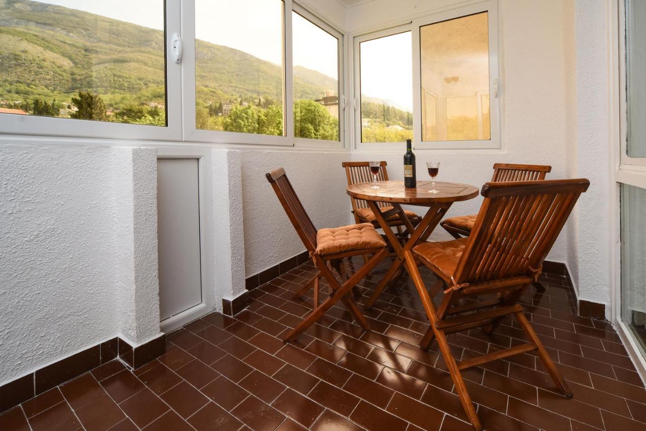 Apartment D-Moll Sutomore Eksteriør billede